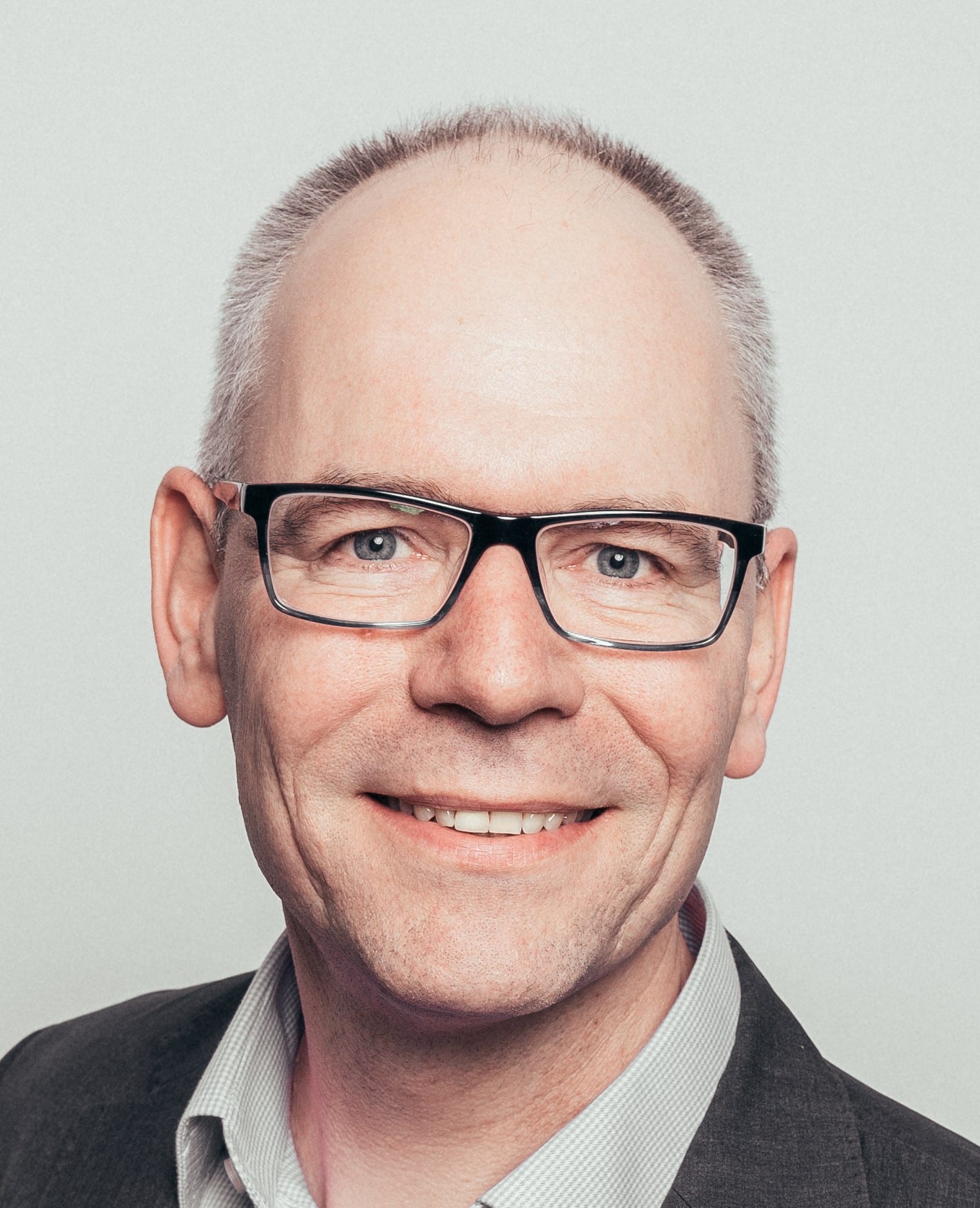 Prof. Holger Schönher
