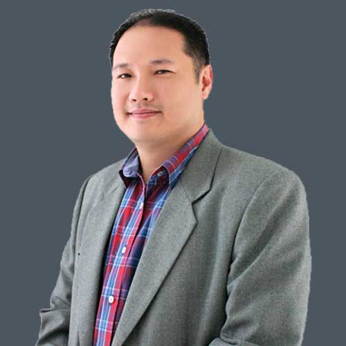 Prof. Pitt Supaphol
